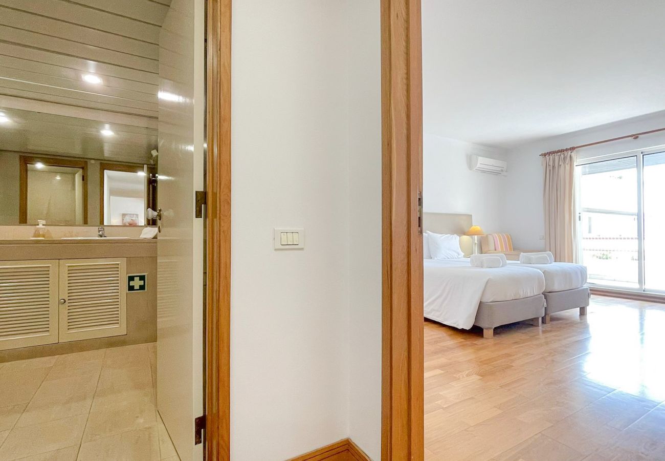 Apartamento em Vilamoura - Poolside Bliss | T1 HsRentals Vilamarina