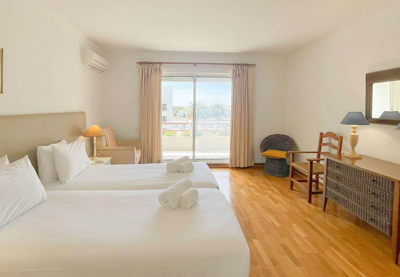 Apartamento em Vilamoura - Poolside Bliss | T1 HsRentals Vilamarina