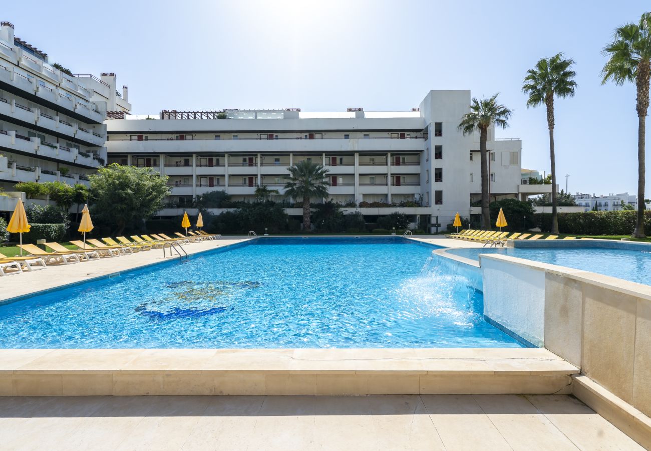 Apartamento em Vilamoura - Vista dos Seus Sonhos! | T2 HsRentals Vilamarina