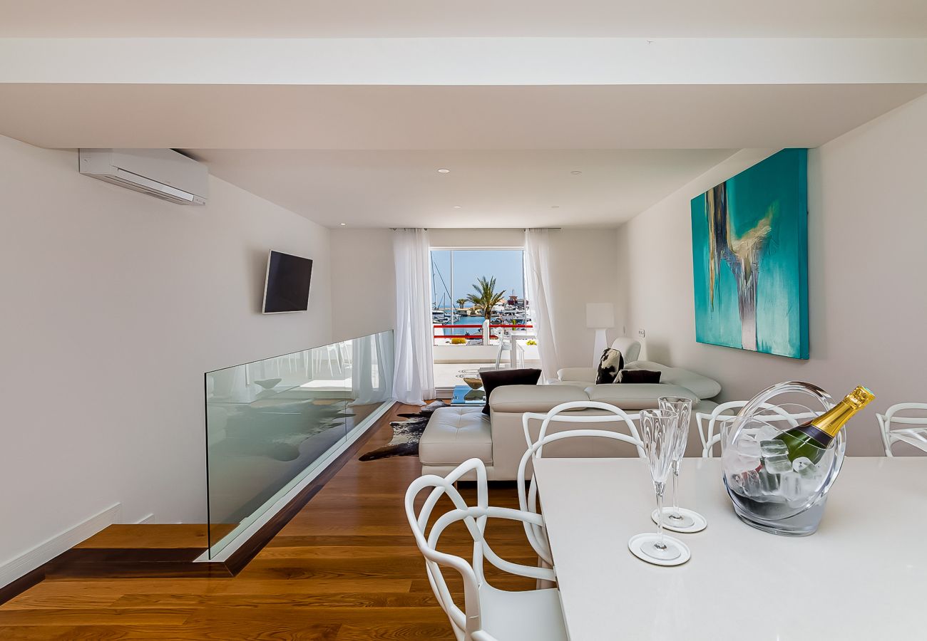 Apartamento em Vilamoura - Vista dos Seus Sonhos! | T2 HsRentals Vilamarina