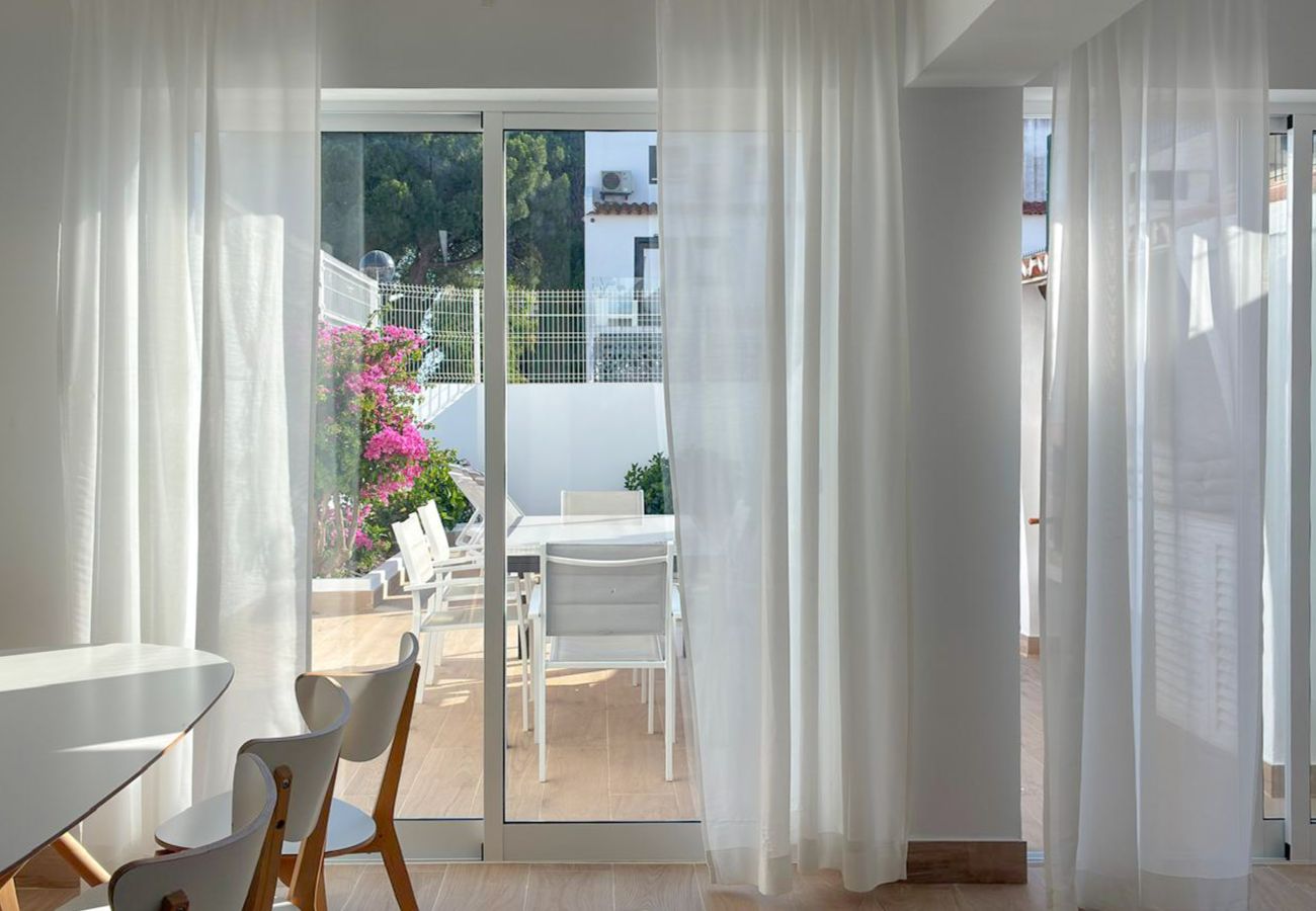 Casa geminada em Vilamoura - Vila Shradhala | V4 HsR Marina Vilamoura