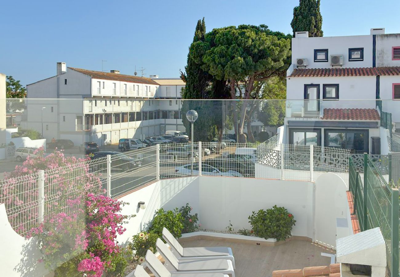 Casa geminada em Vilamoura - Vila Shradhala | V4 HsR Marina Vilamoura