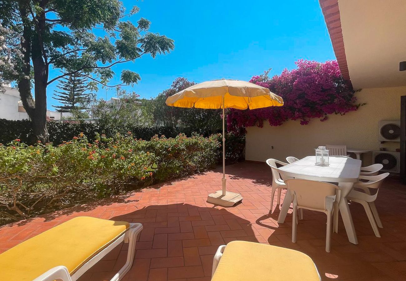 Apartamento em Vilamoura - T2 Monte Sol W/Pool • Sunny Patio by HsR Vilamoura