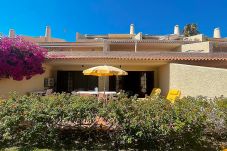 Apartamento em Vilamoura com piscina partilhada