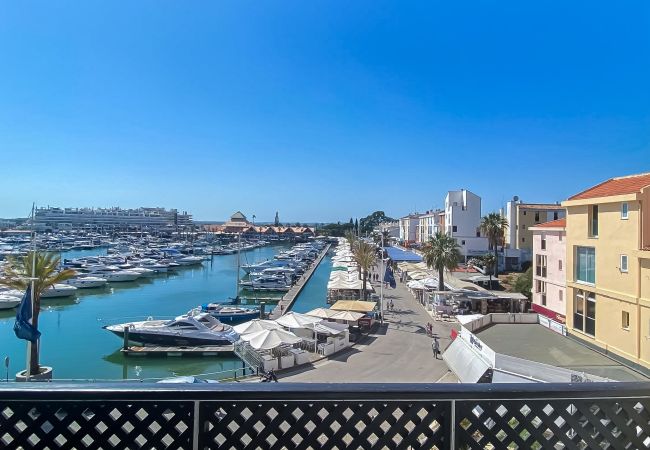 Apartamento em Vilamoura - Duplex Marina Plaza | T1 HsRentals