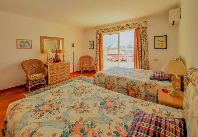 Apartment in Vilamoura - Penthouse Triplex L25 | T2 HsR Vilamarina Apartment in Vilamoura - Penthouse Triplex L25 | T2 HsR Vilamarina