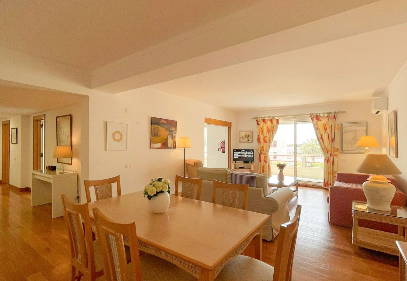 Apartment in Vilamoura - Poolside Bliss | T1 HsRentals Vilamarina