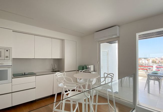 Apartment in Vilamoura - Penthouse Triplex com Jacuzzi |T3 HsR Vilamarina Apartment in Vilamoura - Penthouse Triplex com Jacuzzi |T3 HsR Vilamarina