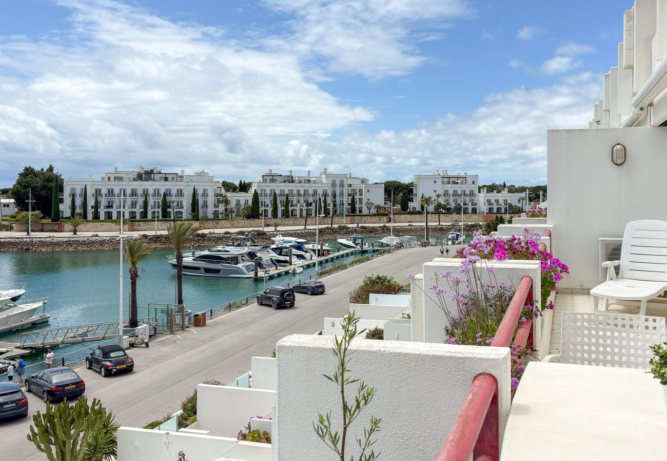 Apartment in Vilamoura - YES! Vista Marina! | T1 HsRentals Vilamarina