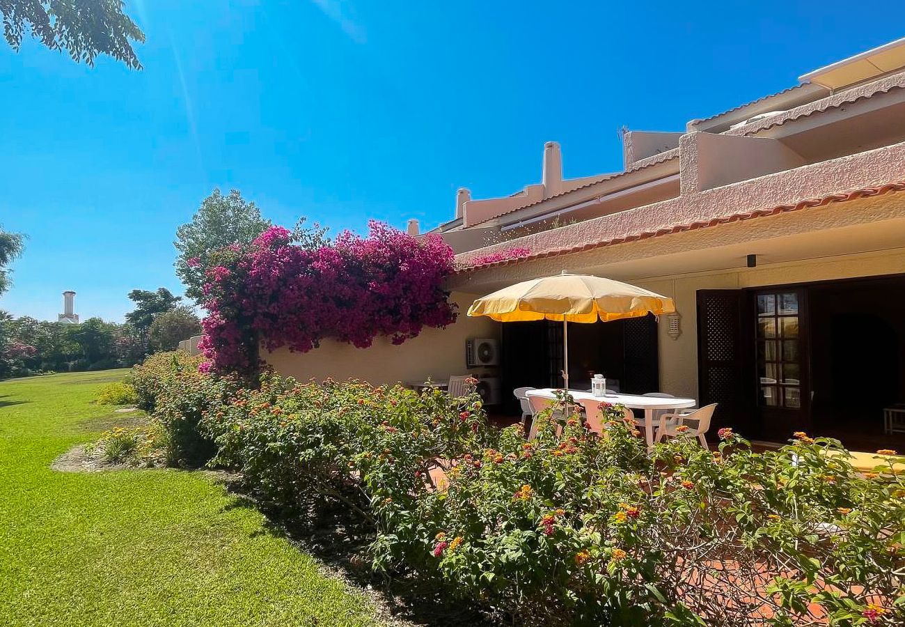 Apartment in Vilamoura - T2 Monte Sol W/Pool • Sunny Patio by HsR Vilamoura